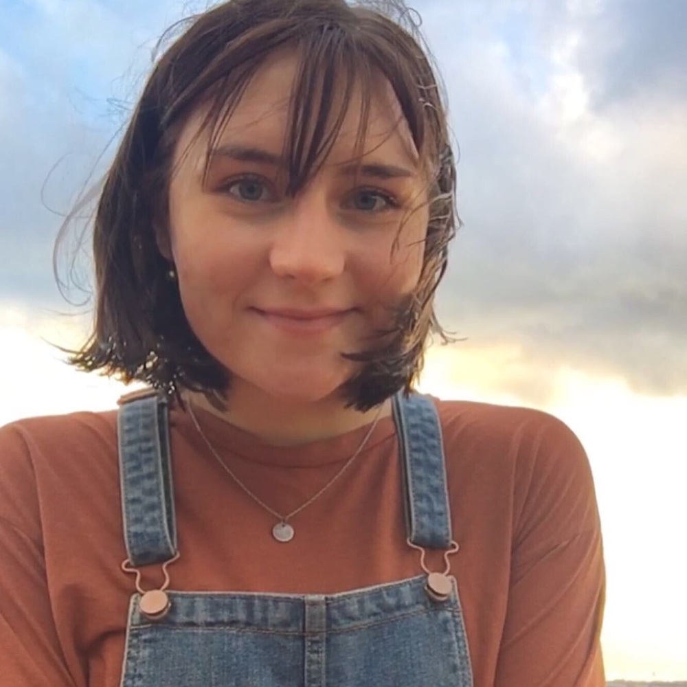 Meet your Posher, Becky